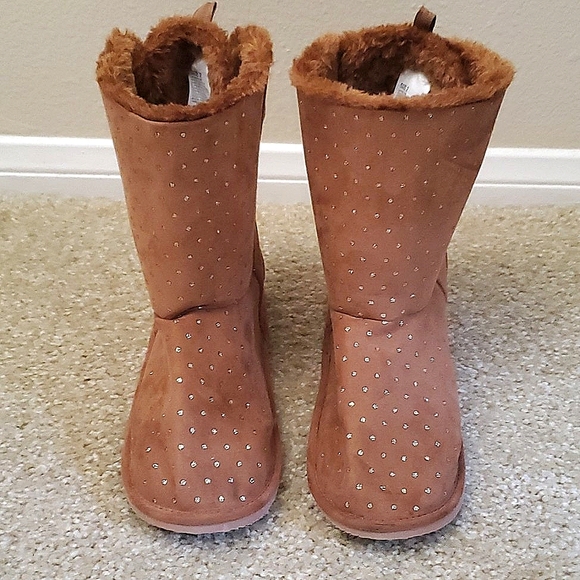 Crazy 8 Girls Golden Brown Faux Fur Lined Faux Suede Boots Glitter Dots Size 2 - Picture 3 of 13